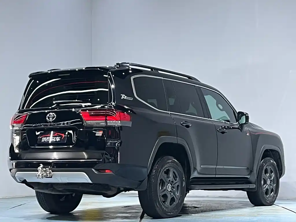 Toyota Land Cruiser 2023 — фото 27