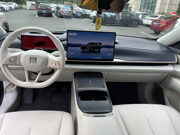 Buick Zhijing L7 2025
