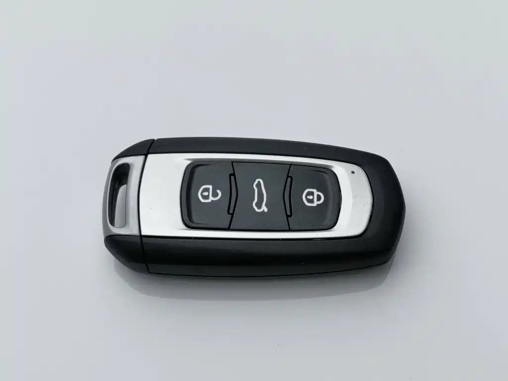 Geely Galaxy Panda 2023 — фото 19