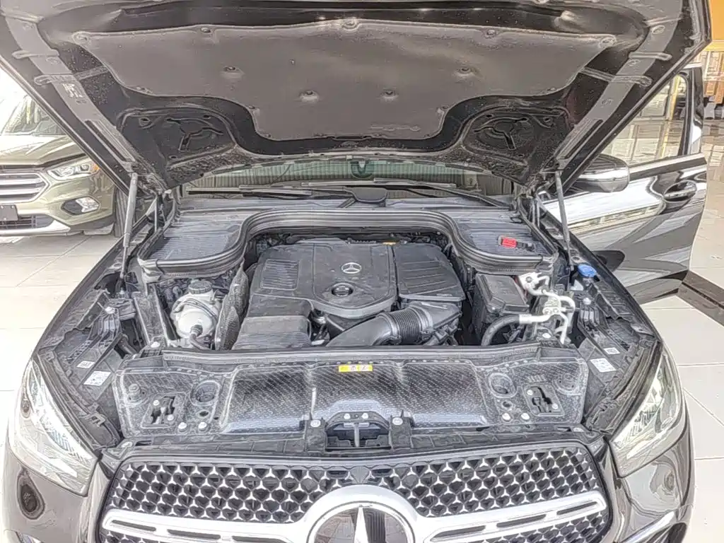 Mercedes-Benz GLE New Energy 2023 — фото 20