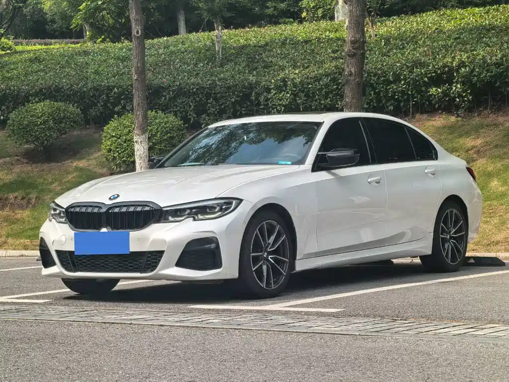 BMW 3 Series 2021