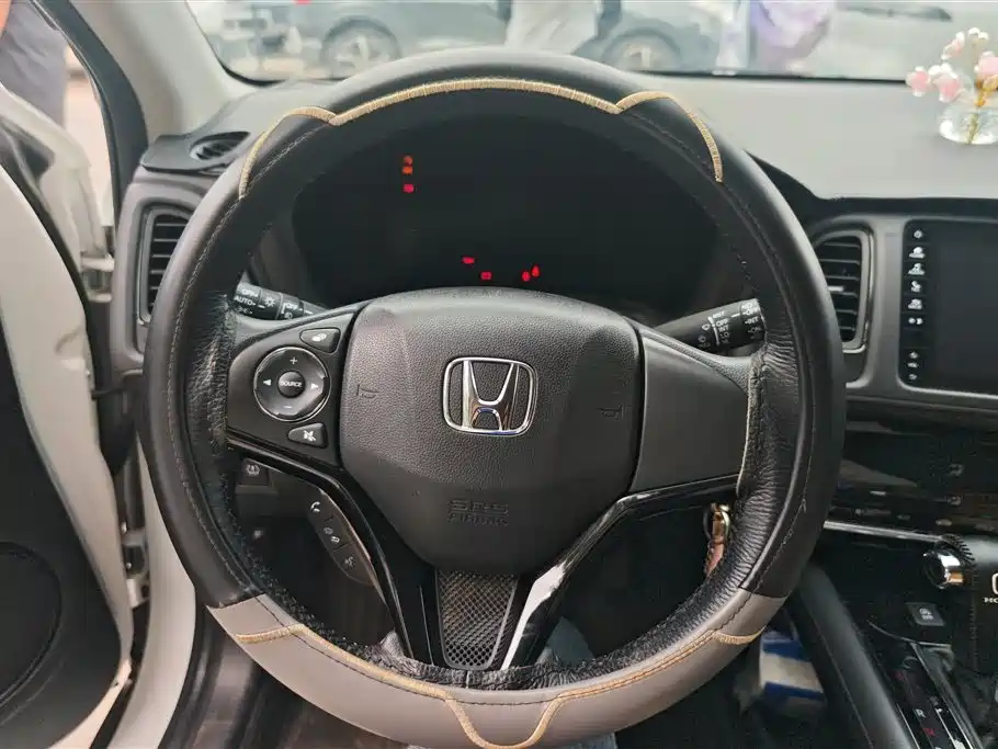 Honda Vezel 2021 — фото 15