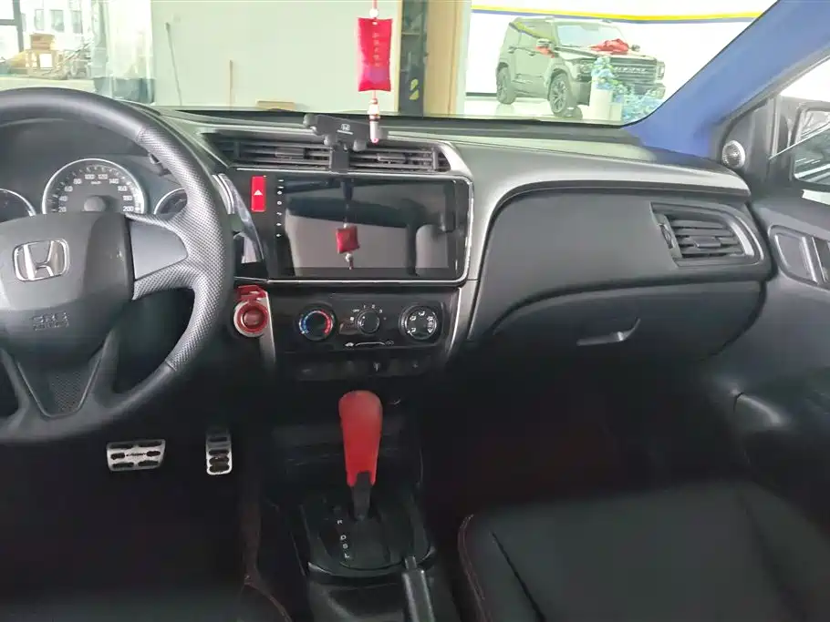 Honda City 2017 — фото 13