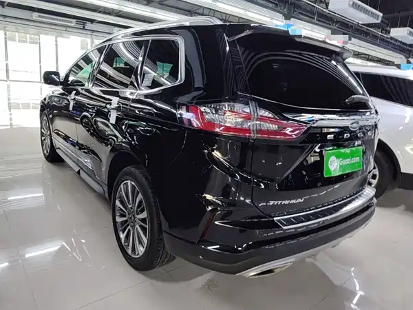 Ford Edge 2023
