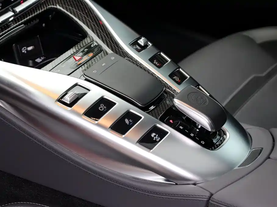 Mercedes-Benz AMG GT 2020 — фото 10