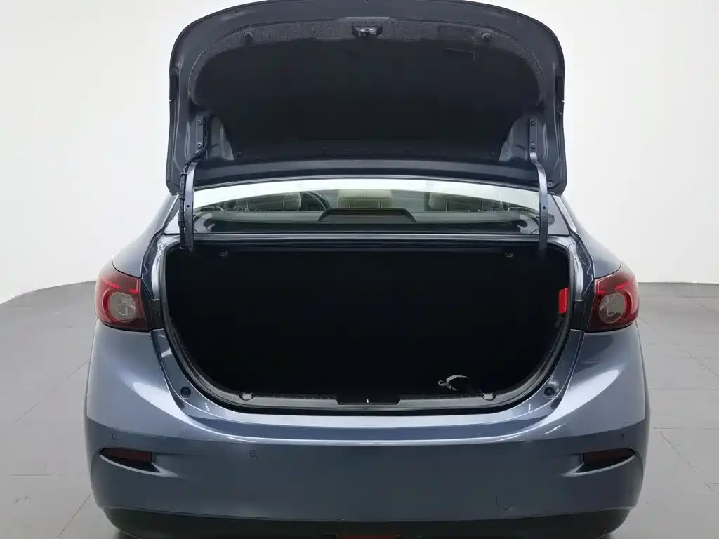 Mazda 3 Axela 2014 — фото 16