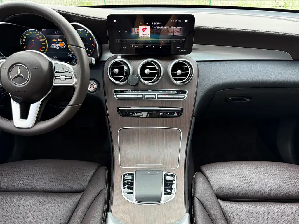 Mercedes-Benz GLC 2021