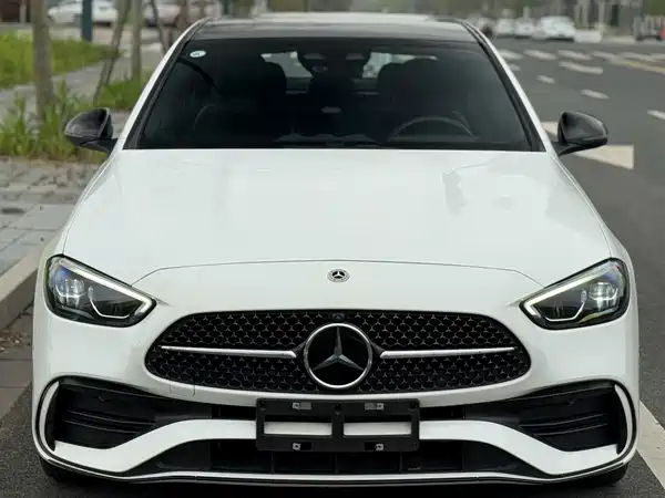 Mercedes-Benz C-Class 2024