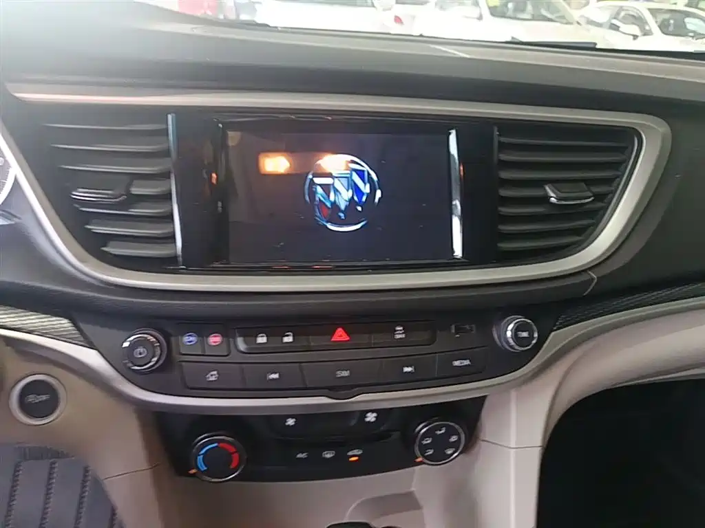 Buick Excelle 2020 — фото 13