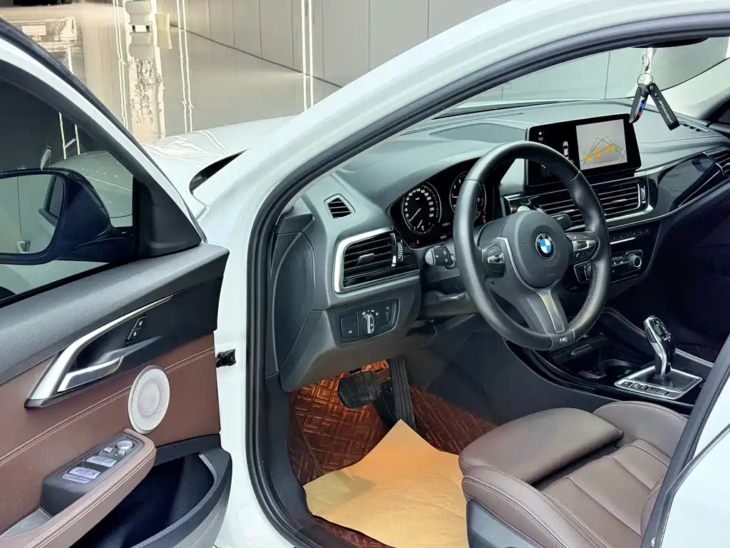 BMW 1 Series 2022