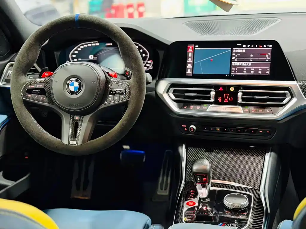 BMW M3 2022 — фото 9