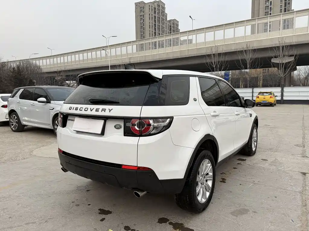 Land Rover Discovery Sport 2018 — фото 8