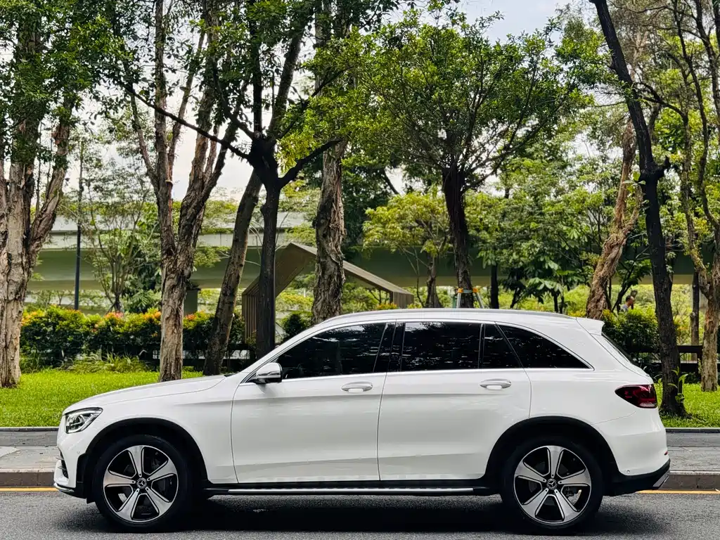 Mercedes-Benz GLC 2022 — фото 19
