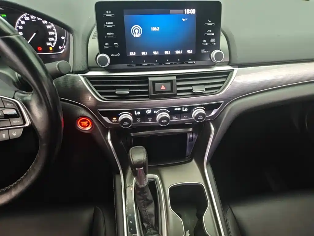 Honda Accord 2020 — фото 13