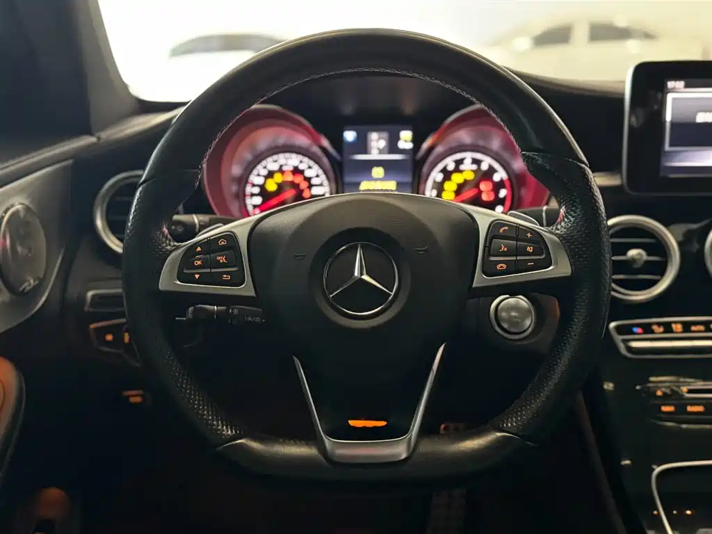 Mercedes-Benz C-Class 2018 — фото 8