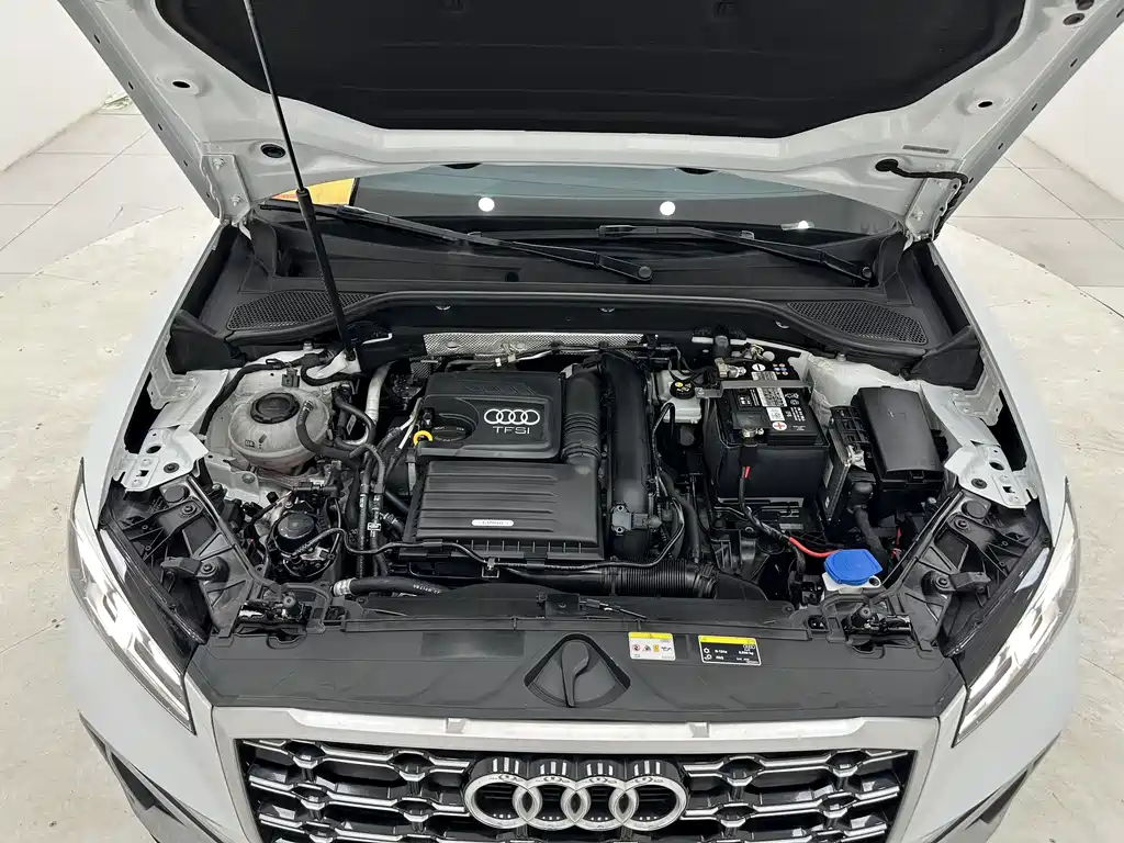 Audi Q2L 2023 — фото 17