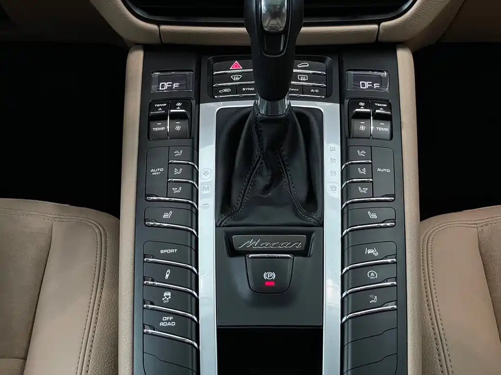 Porsche Macan 2020 — фото 16