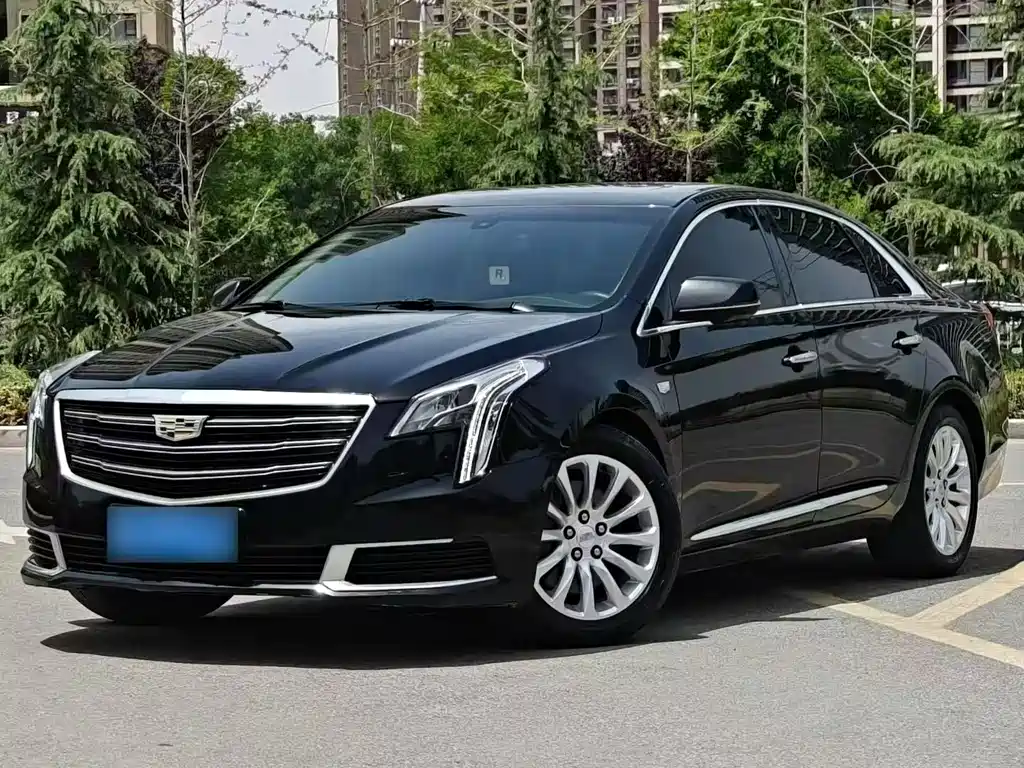 Cadillac XTS 2018 — фото 1