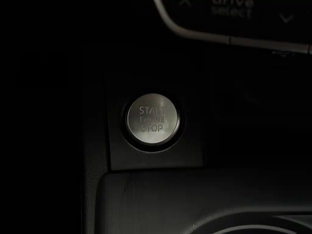Audi A4L 2018 — фото 11