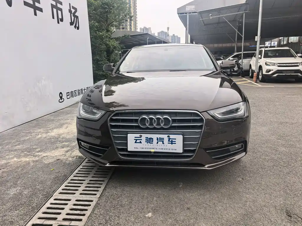 Audi A4L 2015
