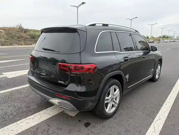 Mercedes-Benz GLB 2022