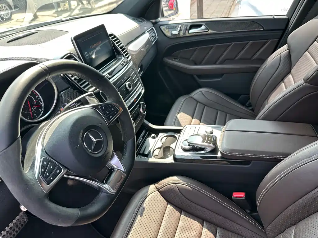 Mercedes-Benz GLE Coupe AMG 2016 — фото 6