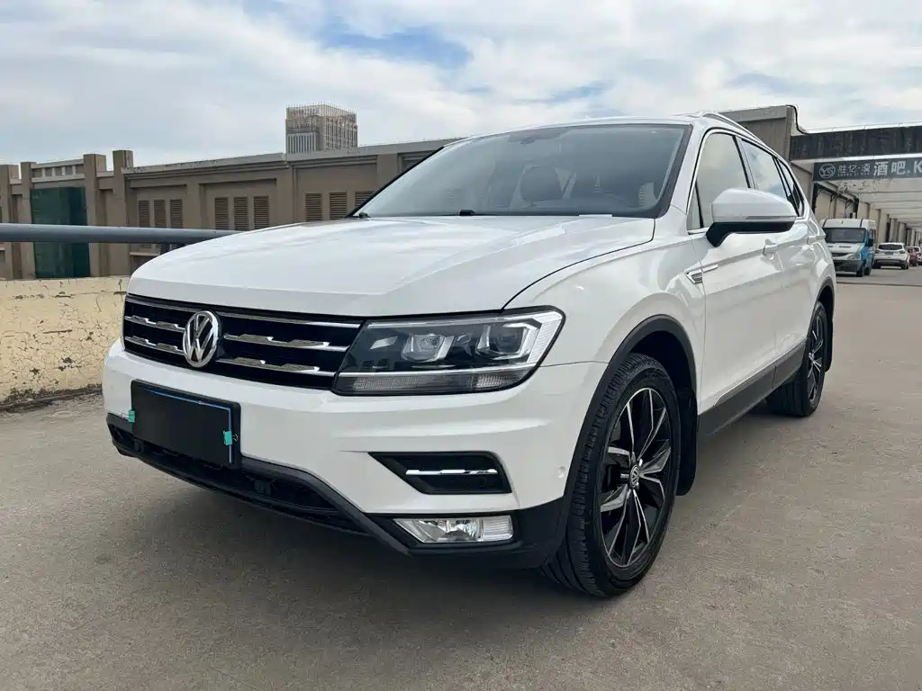 Volkswagen Tiguan L 2020