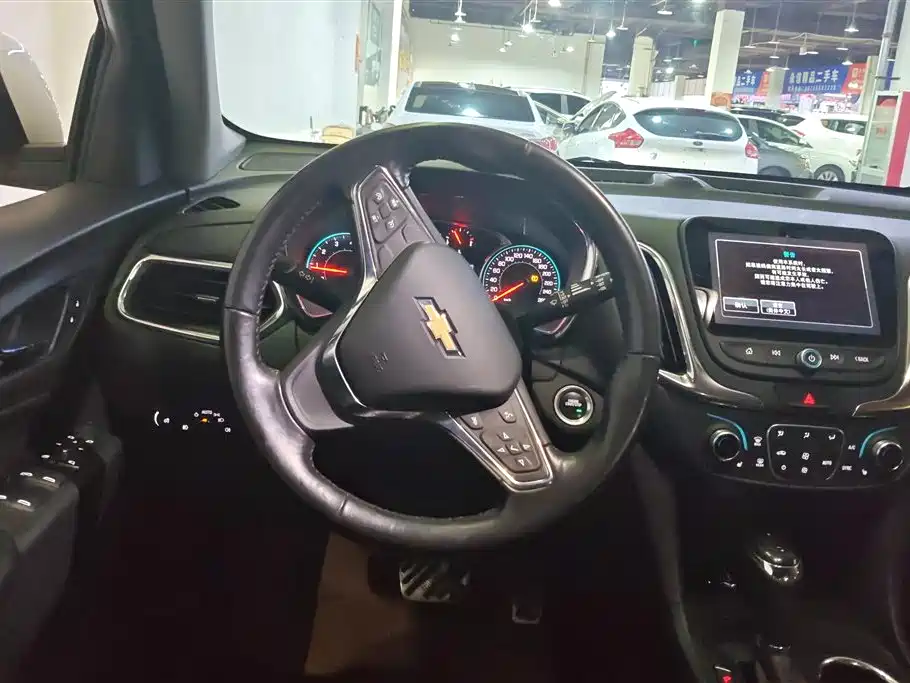 Chevrolet Equinox 2017 — фото 15