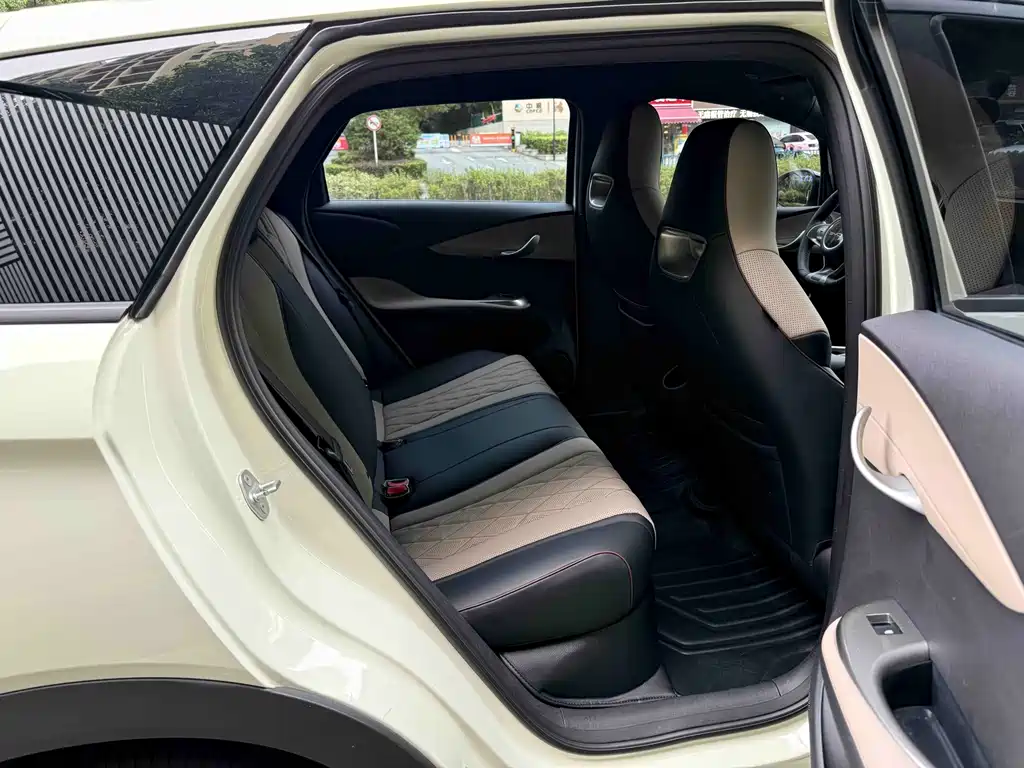 BYD Dolphin 2023 — фото 12