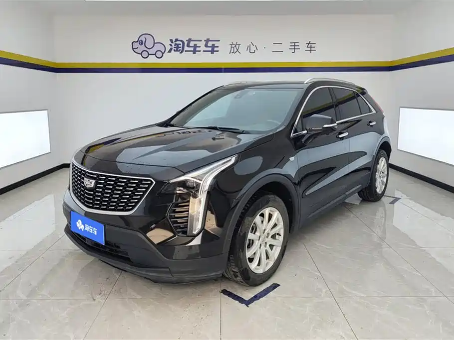 Cadillac XT4 2021 — фото 1