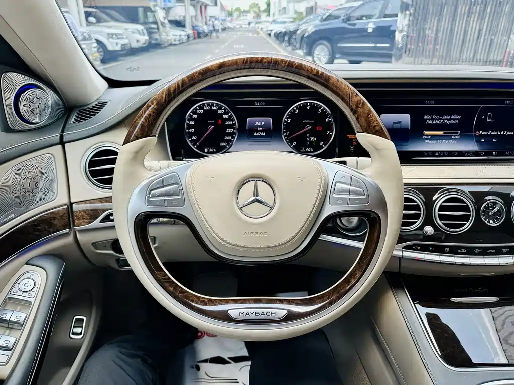 Mercedes-Benz Maybach S-Class 2017 — фото 9