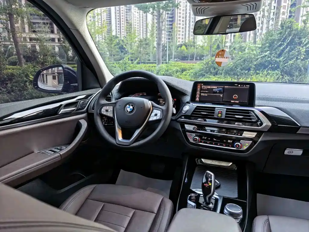 BMW X3 2020 — фото 13