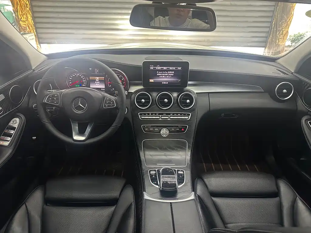 Mercedes-Benz C-Class 2018 — фото 15