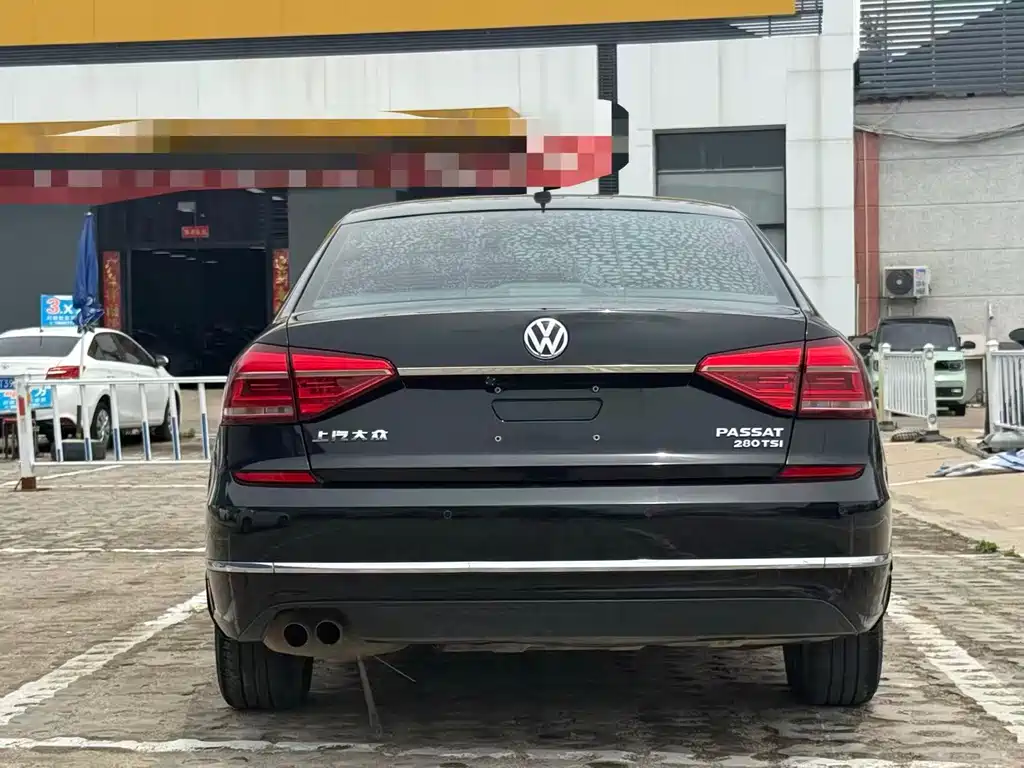 Volkswagen Passat 2019 — фото 9