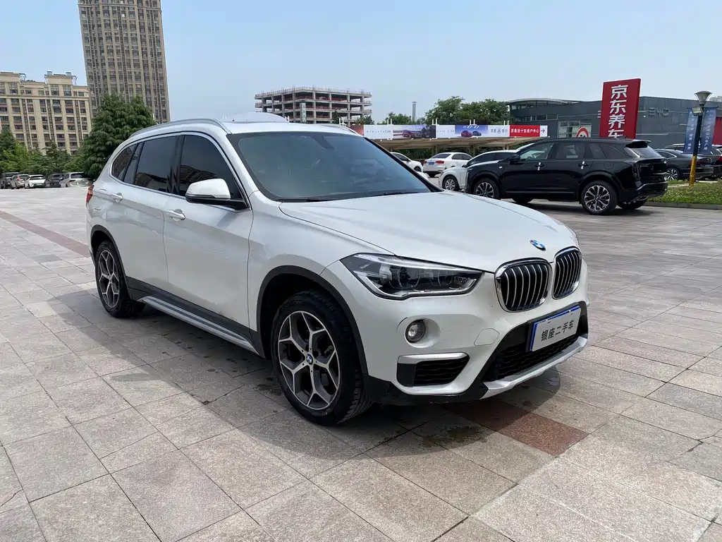BMW X1 2019 — фото 3