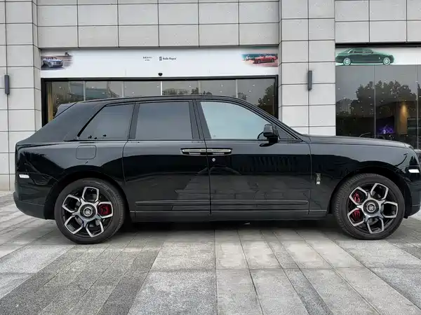 Rolls-Royce Cullinan 2022