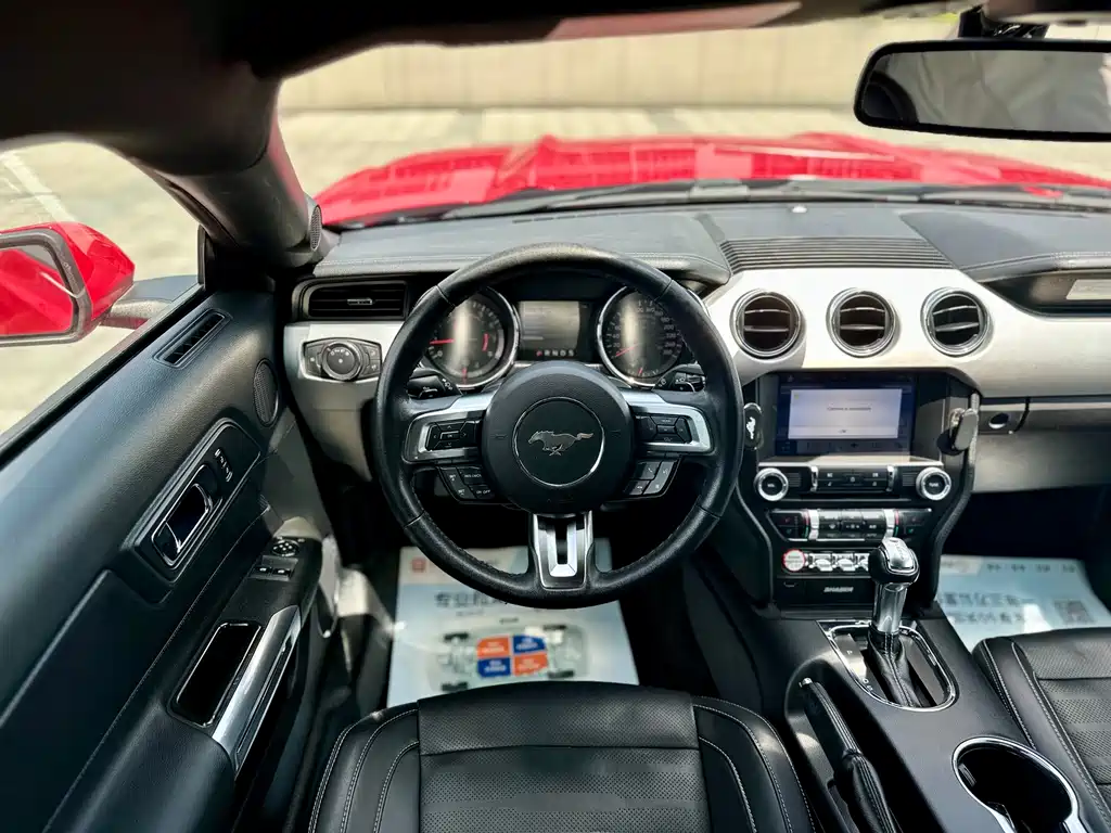 Ford Mustang 2018 — фото 4