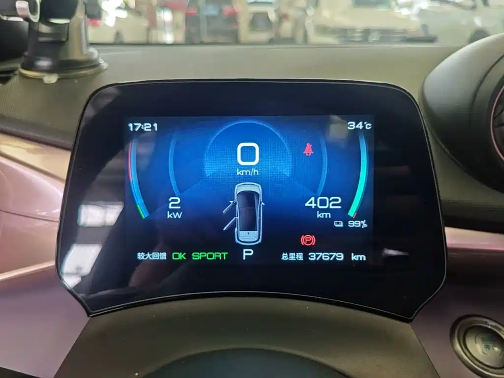BYD Dolphin 2022 — фото 12