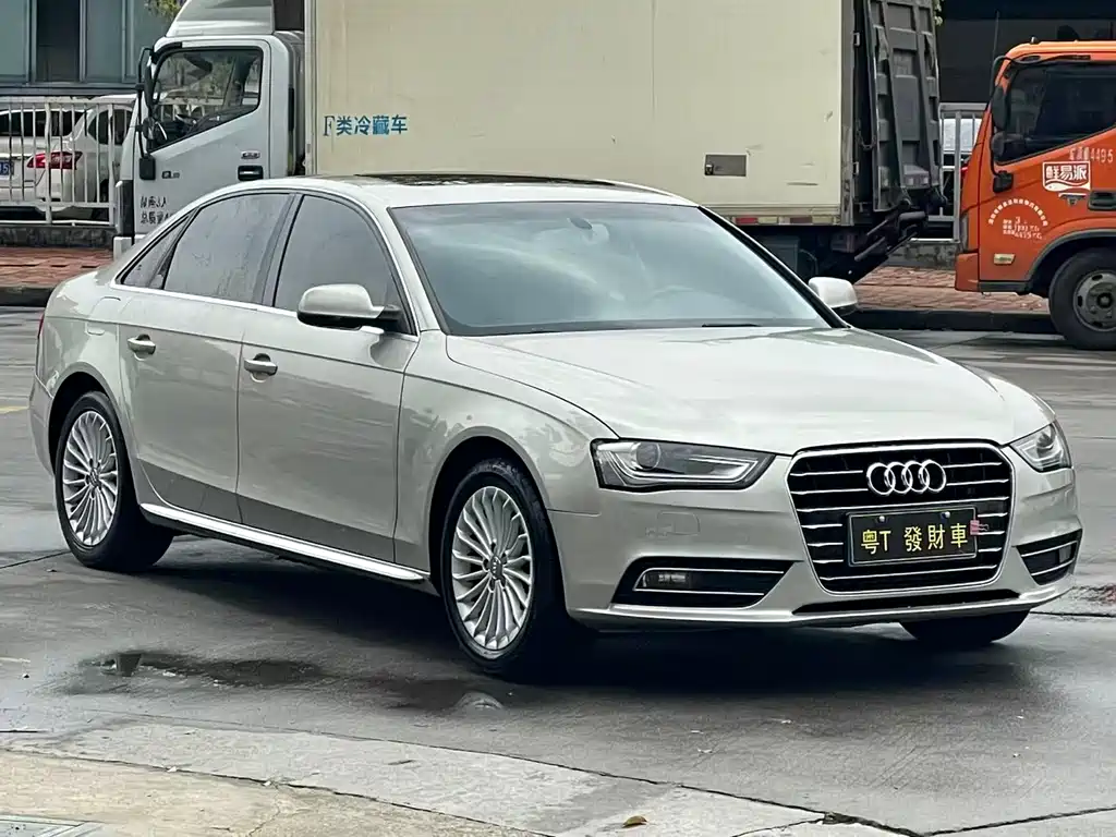 Audi A4L 2016