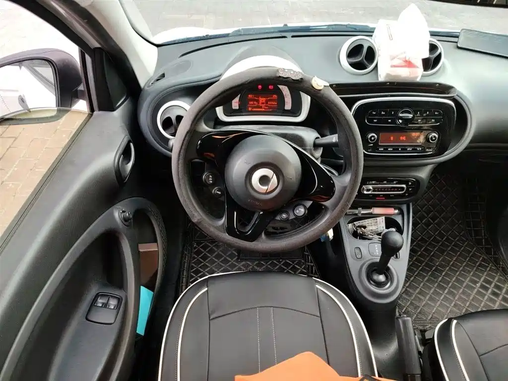 smart Forfour 2019 — фото 3