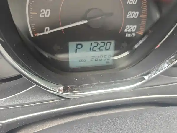 Toyota Yaris L 2020