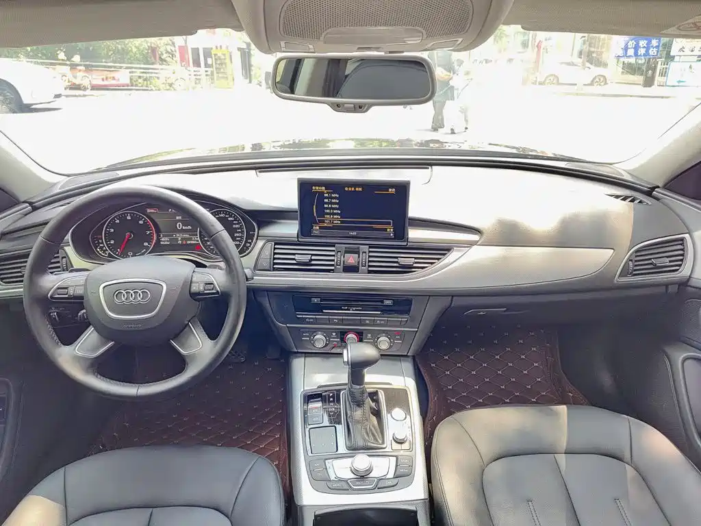 Audi A6L 2014 — фото 10