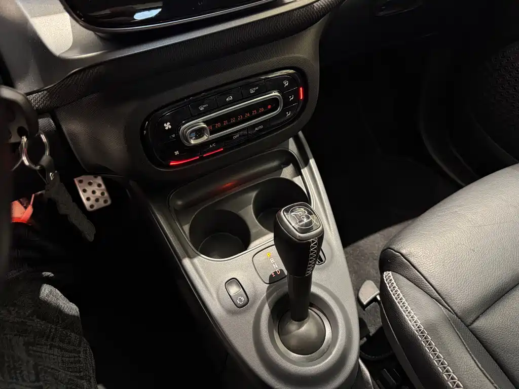 Brabus Smart Fortwo 2017 — фото 15