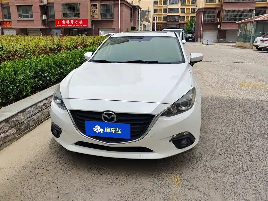 Mazda 3 Axela 2016