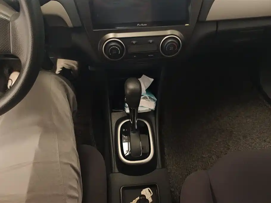 Nissan Sylphy 2019 — фото 16