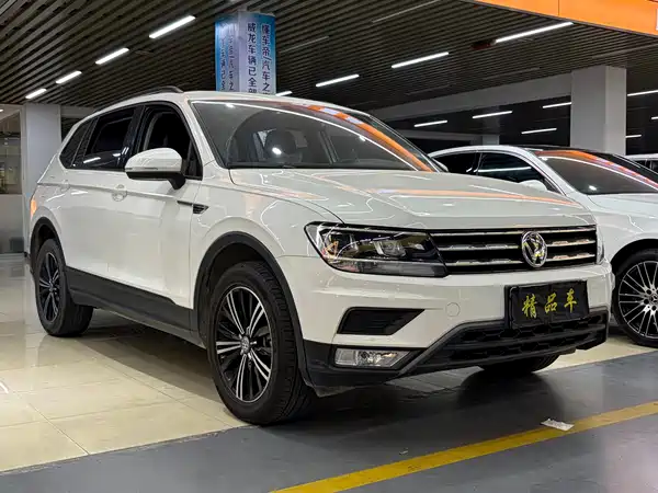 Volkswagen Tiguan L 2019
