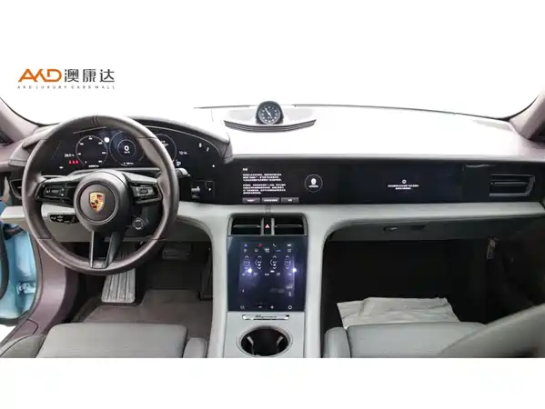 Porsche Taycan 2021