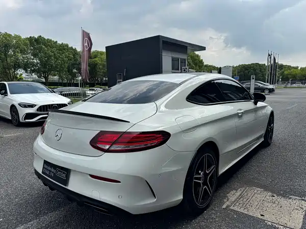 Mercedes-Benz C-Class 2023