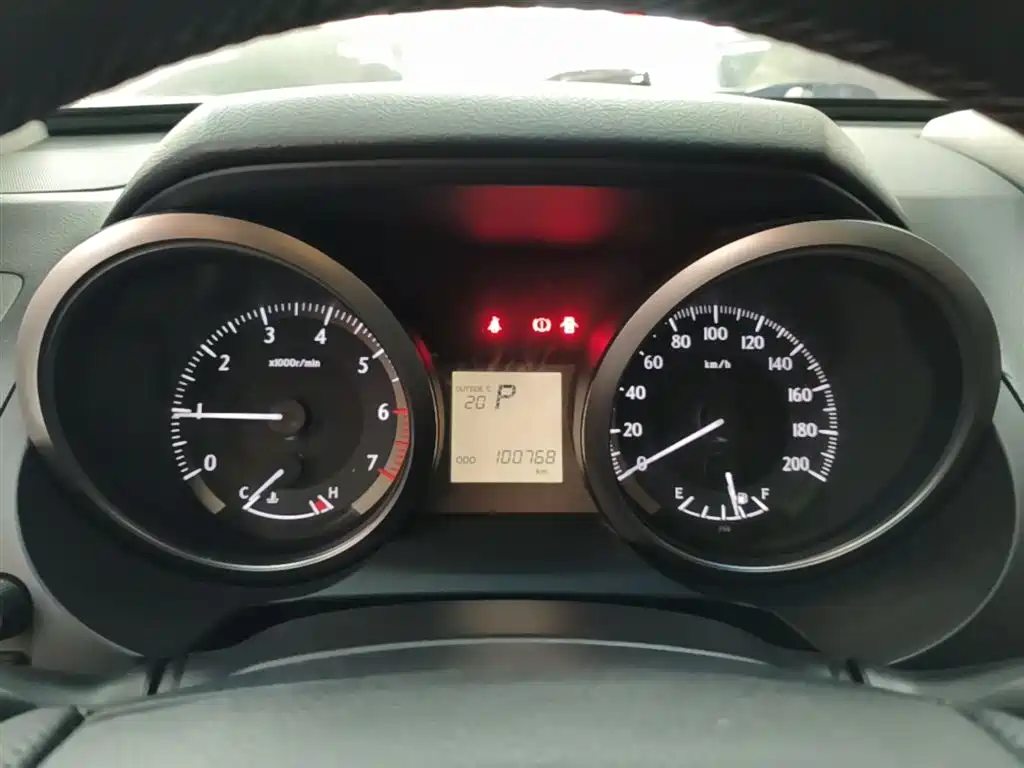 Toyota Prado 2017 — фото 12
