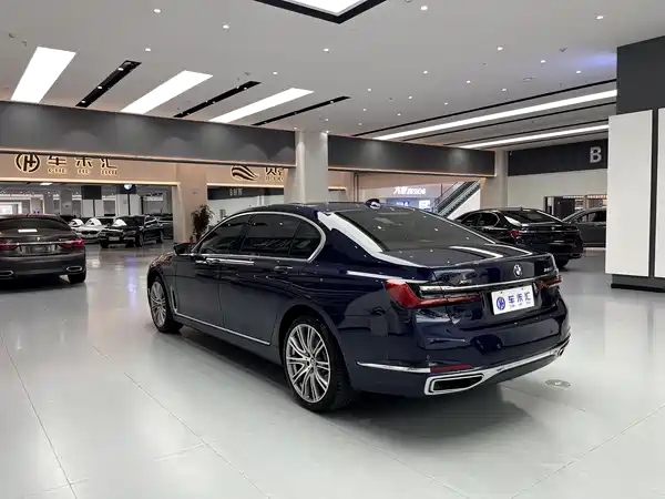 BMW 7 Series 2021